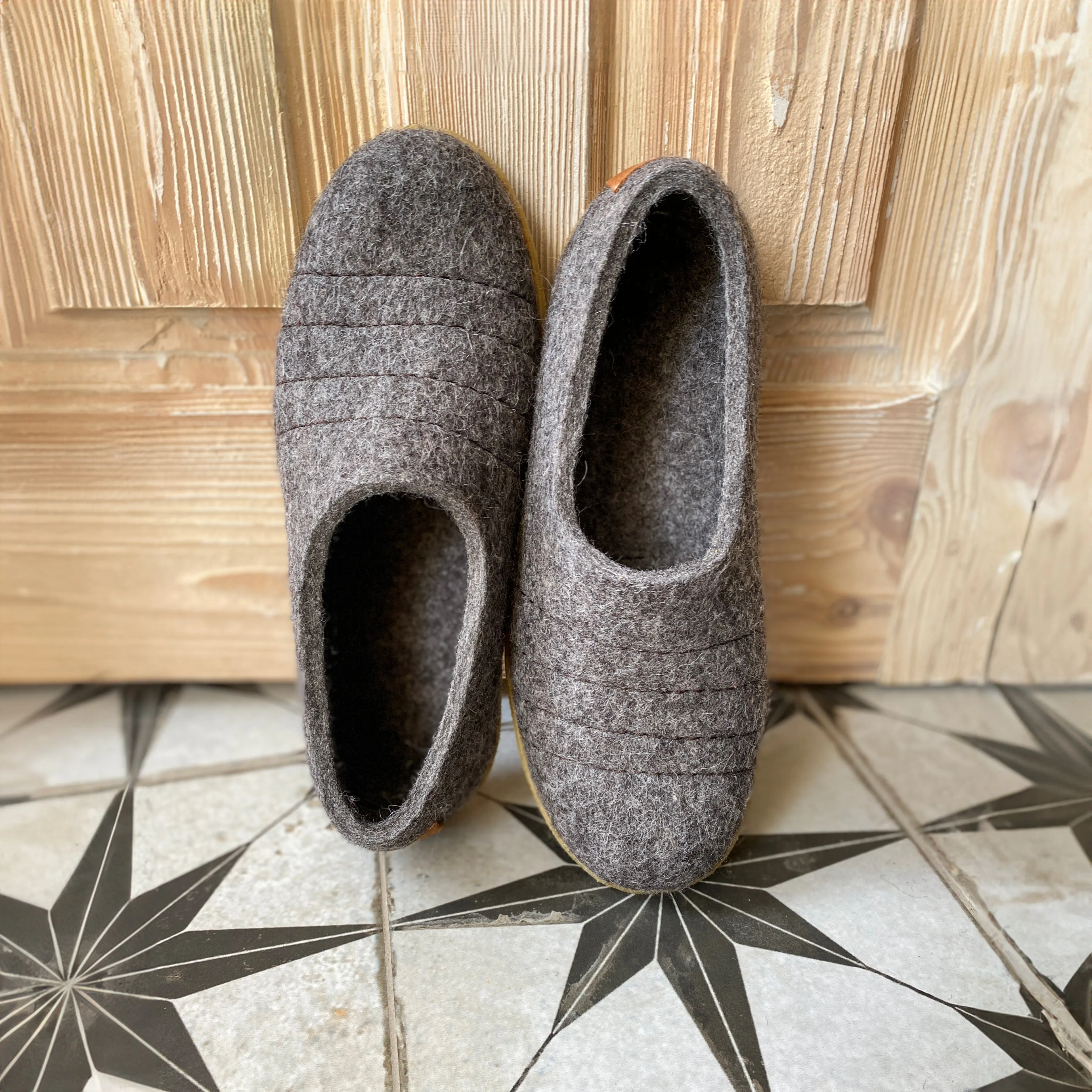 Dark Grey COCOON Womens Clogs Slippers