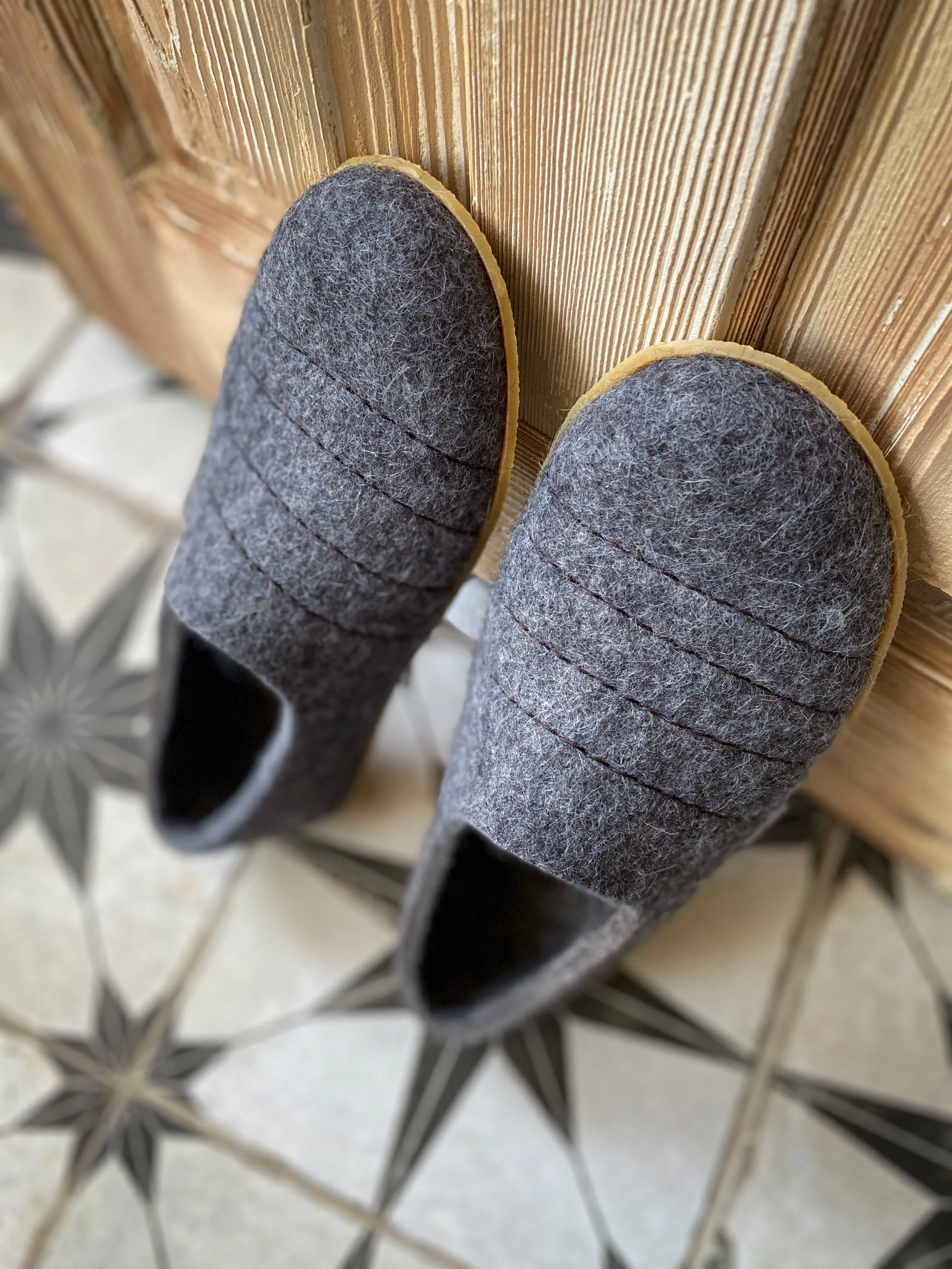 Dark Grey COCOON Womens Clogs Slippers